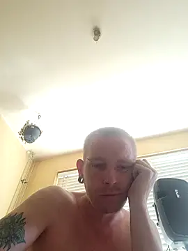 Snapshot of piercingpik chatting on 06-29-26, 09:38 piercingpik online show from 06-29-26, 09:38