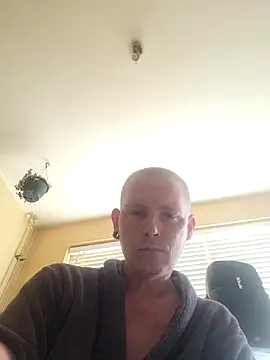 Snapshot of piercingpik chatting on 06-16-26, 10:48 piercingpik online show from 06-16-26, 10:48