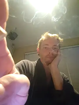 piercingpik online show from 10-20-25, 08:20