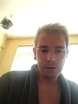 piercingpik online show from 09-28-25, 09:16