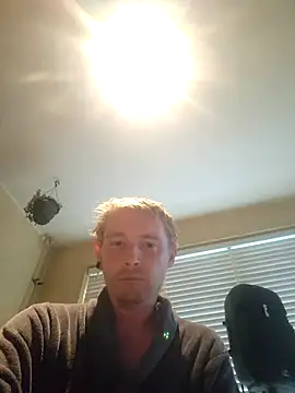 piercingpik online show from 05-17-26, 04:29