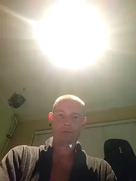 Snapshot of piercingpik chatting on 06-14-26, 11:17 piercingpik online show from 06-14-26, 11:17
