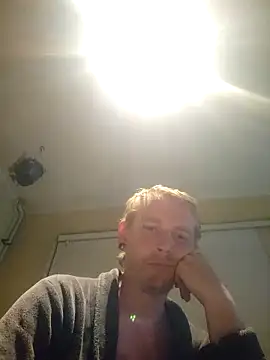 piercingpik online show from 05-21-26, 09:01
