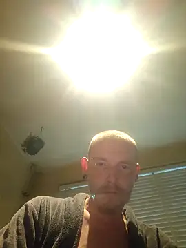 Snapshot of piercingpik chatting on 06-08-26, 05:57 piercingpik online show from 06-08-26, 05:57