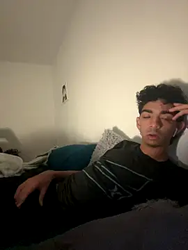 Snapshot of Ryan_12xX chatting on 09-13-25, 06:19 Ryan 12xX online show from 09-13-25, 06:19