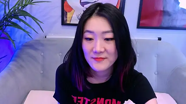 AikoYamada online show from 01-11-26, 08:21