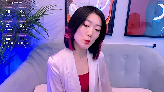 AikoYamada online show from 09-29-25, 06:20