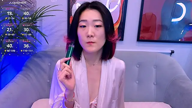 AikoYamada online show from 09-30-25, 06:19