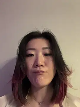 AikoYamada online show from 10-27-25, 06:03