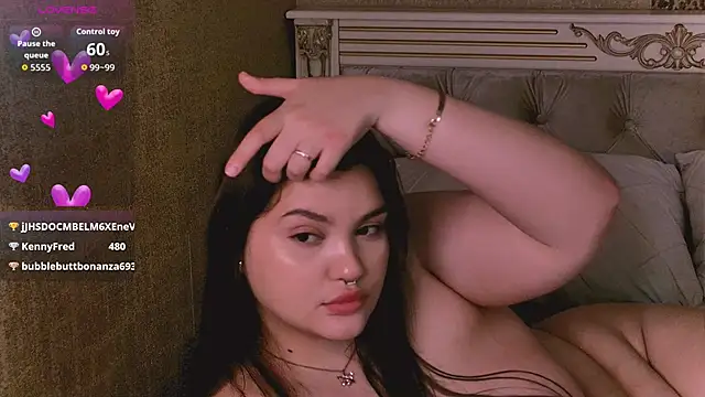 EmilyHyde online show from 11-15-25, 08:29