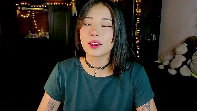 Shisuku Sophi online show from 07-26-26, 12:06