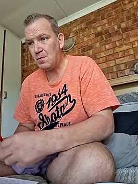 Snapshot of wallacelegend chatting on 11-06-25, 07:12 wallacelegend online show from 11-06-25, 07:12