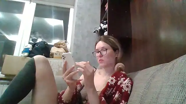 Snapshot of Jugira chatting on 04-21-26, 10:38 Jugira online show from 04-21-26, 10:38