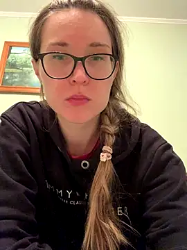 Jugira online show from 10-14-25, 03:34