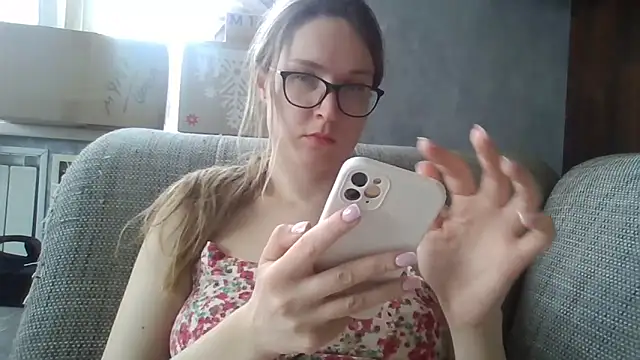 Snapshot of Jugira chatting on 05-14-26, 01:52 Jugira online show from 05-14-26, 01:52