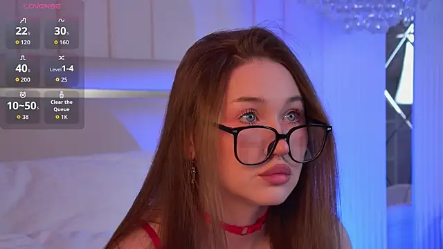 Snapshot of NancySmitts chatting on 09-08-25, 03:44 NancySmitts online show from 09-08-25, 03:44