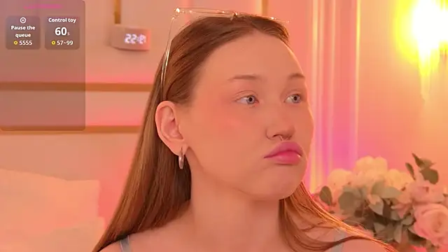 Snapshot of NancySmitts chatting on 02-25-26, 03:56 NancySmitts online show from 02-25-26, 03:56