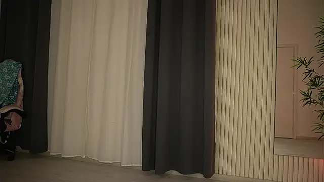 EmmaBlanco online show from 02-26-26, 08:20