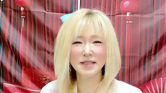 Snapshot of kimagure-fu- chatting on 06-12-26, 01:42 kimagure-fu- online show from 06-12-26, 01:42