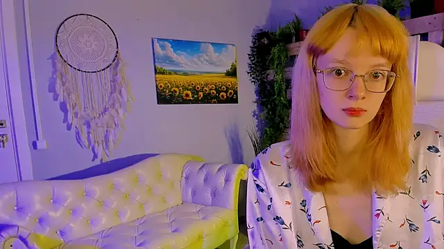 MollyJiggles online show from 10-16-25, 08:22
