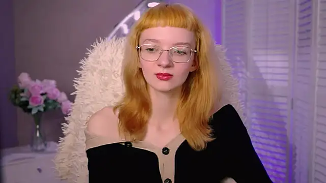 MollyJiggles online show from 10-18-25, 08:05