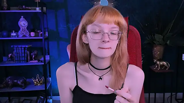 MollyJiggles online show from 10-02-25, 12:30
