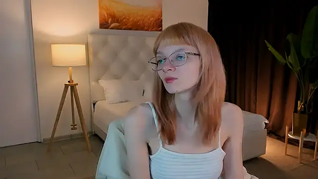MollyJiggles online show from 10-01-25, 12:20