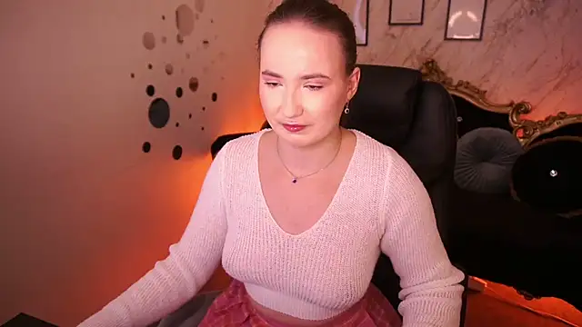 Snapshot of SofieBloom chatting on 06-19-26, 07:30 SofieBloom online show from 06-19-26, 07:30