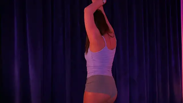 SofieBloom online show from 05-05-26, 11:41