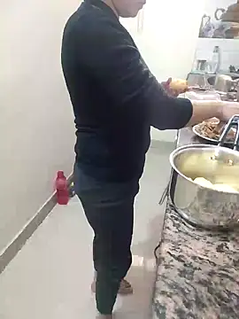 Pihu Chopra online show from 11-13-25, 02:48