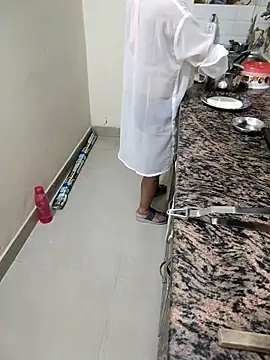 Snapshot of Pihu_Chopra chatting on 09-22-25, 03:51 Pihu Chopra online show from 09-22-25, 03:51