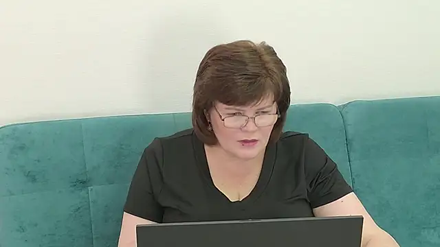 Sandra Sunrise online show from 11-14-25, 09:35