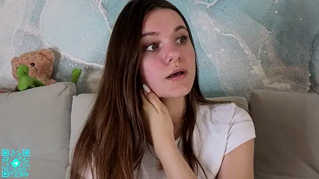 chloemilka online show from 06-04-26, 06:23