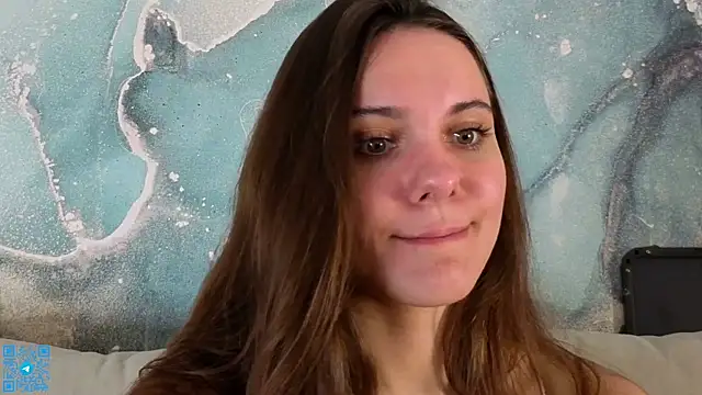 Snapshot of chloemilka chatting on 06-08-26, 07:14 chloemilka online show from 06-08-26, 07:14