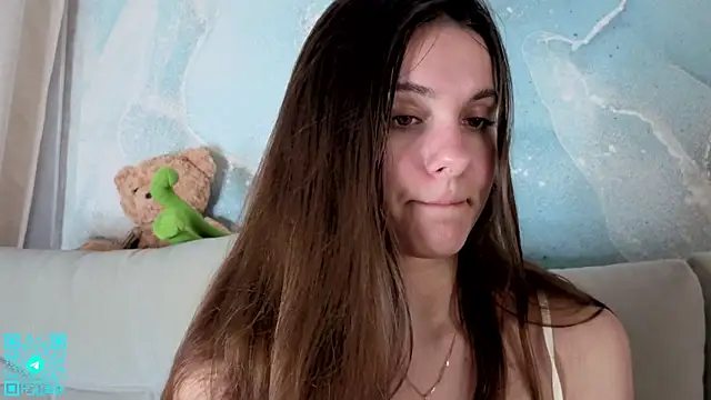 chloemilka online show from 05-25-26, 06:39