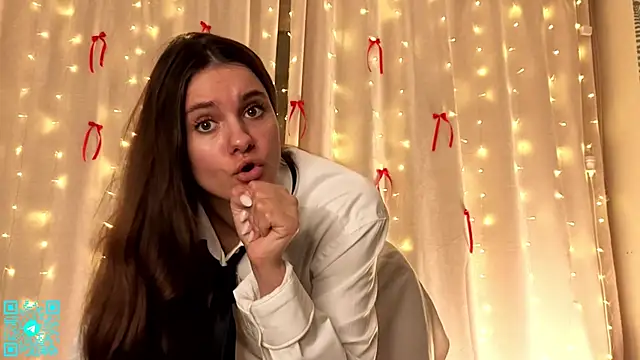 chloemilka online show from 02-20-26, 05:15