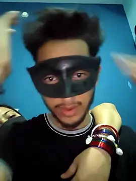 Snapshot of SassyWildCouple chatting on 09-11-25, 04:07 SassyWildCouple online show from 09-11-25, 04:07