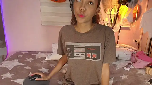 biancaa 18 online show from 10-30-25, 07:22