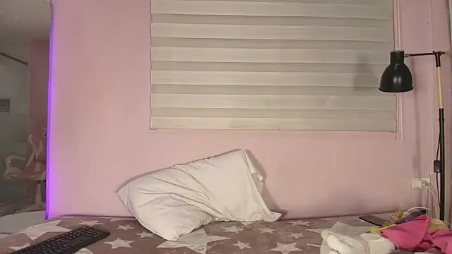 biancaa 18 online show from 09-15-25, 07:58