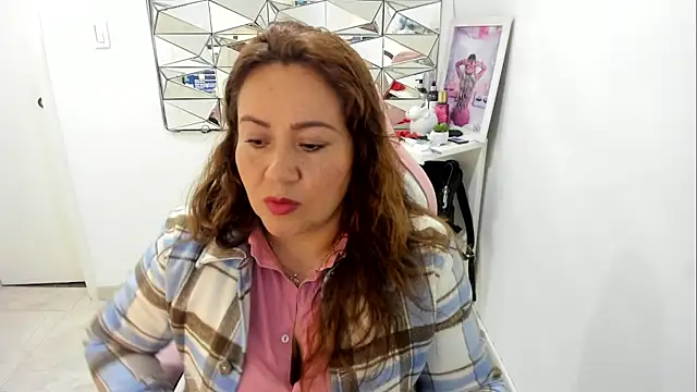 camixxx m online show from 03-18-26, 01:13