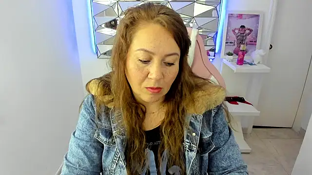 camixxx m online show from 12-17-25, 12:43