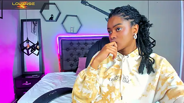 Snapshot of Andre_Coher chatting on 02-28-25, 11:45 Andre Coher online show from 02-28-25, 11:45