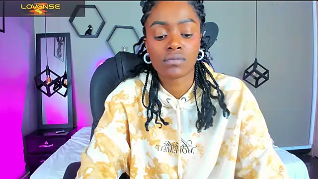 Snapshot of Andre_Coher chatting on 03-01-25, 10:53 Andre Coher online show from 03-01-25, 10:53