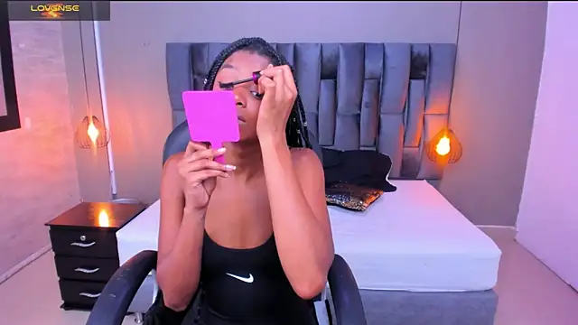 Snapshot of Andre_Coher chatting on 01-12-25, 07:31 Andre Coher online show from 01-12-25, 07:31