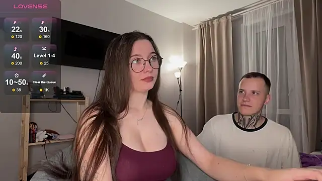 Snapshot of wwow_meow chatting on 09-09-25, 03:54 wwow meow online show from 09-09-25, 03:54