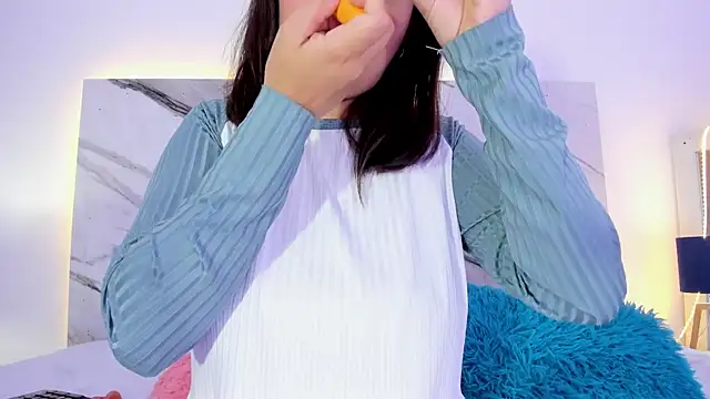 thamiina  online show from 01-13-26, 10:35