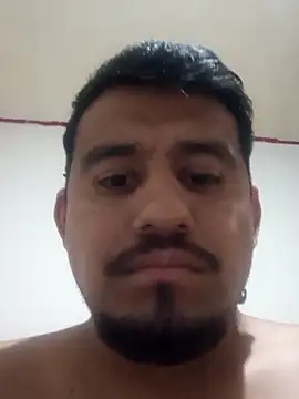 Snapshot of maxiiii125 chatting on 02-28-26, 04:28 maxiiii125 online show from 02-28-26, 04:28