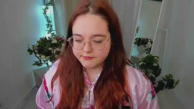 Neko Moor online show from 09-12-25, 08:52