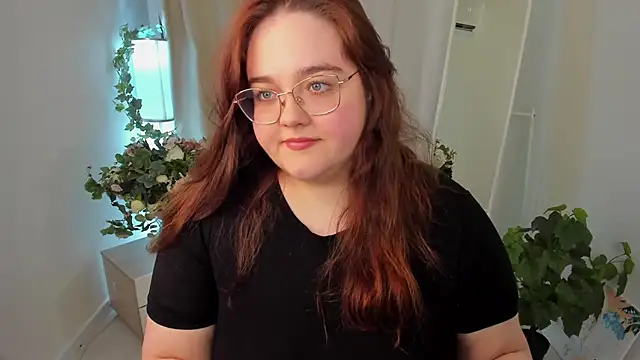 Neko Moor online show from 09-17-25, 08:44