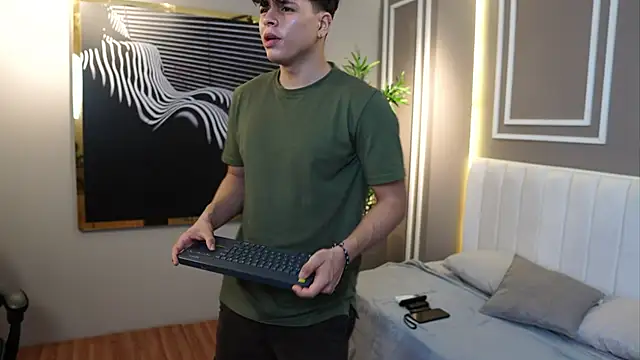 Ethan occonor online show from 11-09-25, 04:44